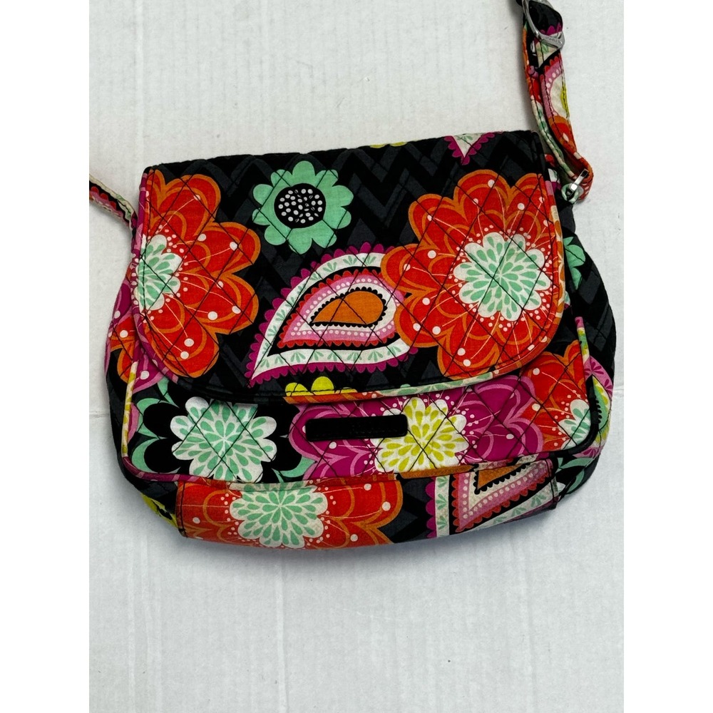 Vera‎ Bradley Crossbody Purse Ziggy Zinnia Print Paisley  Quilted Handbag
